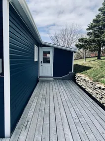 Small Seaside Cottage in Dildo Cove - Image 4