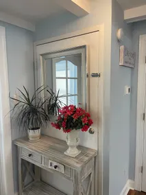 Cozy Condo in Media with Free Parking - Image 4