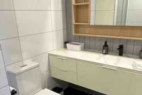 Convenient Ivanhoe! - Image 2