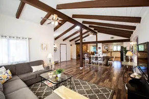 Chic Modern GEM - Spacious & Bright, Walk 2 Bethel - Image 3