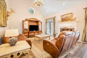Charming Luxury Family Home - Image 2