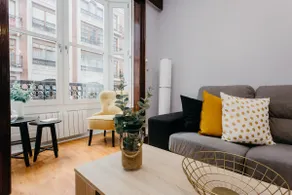 Urban Stay Bilbao - Image 2