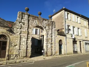 Gîte de la cathédrale in downtown Lectoure - Image 4