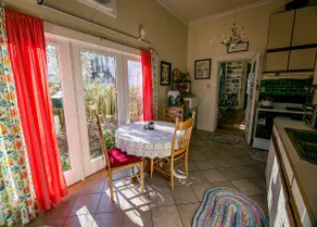 Haven on High Street Private Apt Historic Home - Image 4
