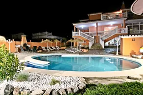 TESS Villa Paradise - Image 2