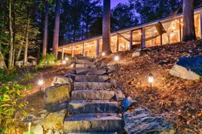 Waterfront Willow Cabin near Lake George, Saratoga - Image 3