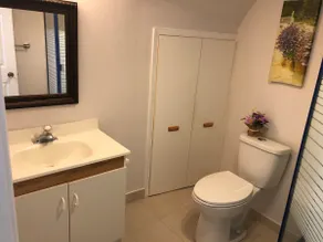 SPACIOUS NEW COZY 2 BEDROOM APARTMENT - Image 4