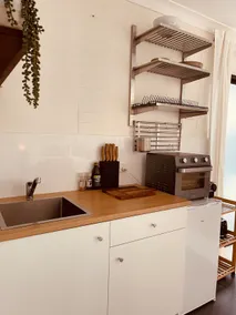 Lovely and Spacious Self-contained studio. - Image 4