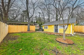 Buttercup Cottage near downtown - Image 2