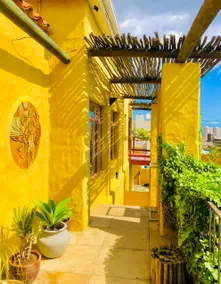 Sun, Sea & a Wood-Fired Hot Tub in a Downtown Mediterranean Villa - Image 2