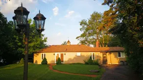 Annie's Lakefront Cottage in Kawartha Region - Image 5