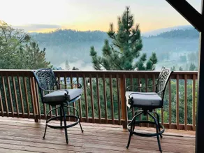 Eagles Peak Modern Lake View Lodge w Pool Table AC - Image 4