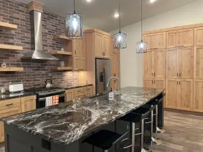 Modern Parowan Home w/ Tesla Charging. - Image 3