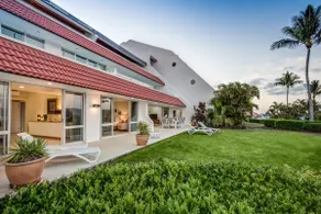 Bella Vista East 3 Luxury Ocean Views Large Flat Grassed Area And Buggy - Image 4