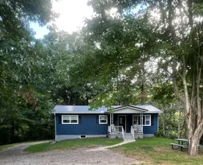 Cozy Farmhouse near Dry Falls! New Fiber Internet! - Image 2