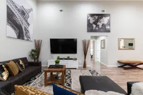 Spacious 5BR Home with Treehouse Near Disney - Image 4