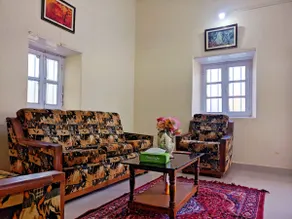 Vintage Bungalow Getaway in the Heart of Belgaum - Image 2