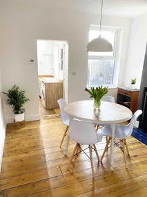 Beautiful two bed Victorian terrace house - Image 4