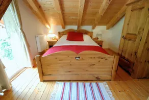 Large and tasteful Alpen Chalet at the foot of the skiing area Les Portes du Soleil - Image 3