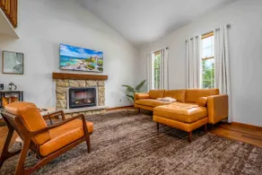 Quiet Condo w/ Fast Wi-Fi & Garage Access - Image 2
