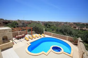 Ta Menzja Villa, Luxury Villa in Central Location - Image 2
