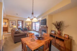 Kid-Friendly 2 bedroom / 3 bathroom condo - Slopeside - No Cleaning Fee! by RedAwning - Image 3