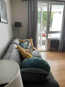1 Bedroom Flat In East London - Image 5