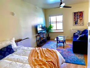 New Historic Downtown Front Street Condo Remodel! - Image 5