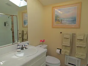 Private suite with panoramic forest / ocean views - Image 5