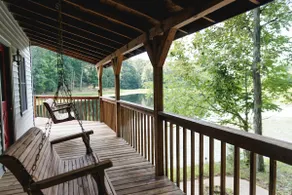 The Lake House/Cabin is a hidden gem (Sleeps 4) - Image 4