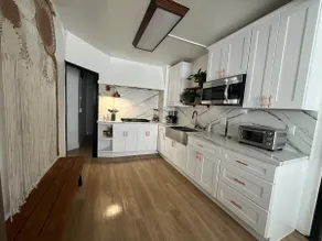 *Charming House of Riverside (All King Beds & TVs) - Image 2