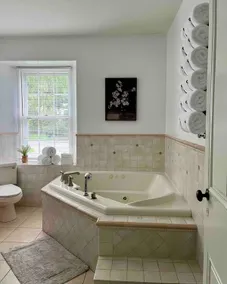 Historic Acres Lodge•Lancaster County experience• - Image 2