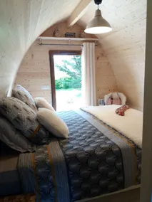 Unusual accommodation - Spa pool massage - Image 5