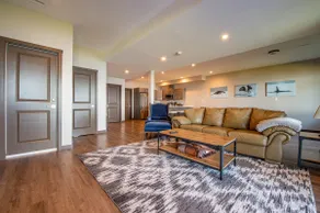 HUGE Private Waterfront with Beachfront Sauna - Image 5