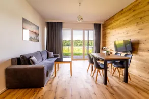 Apartment with lake view + private beach - Image 5