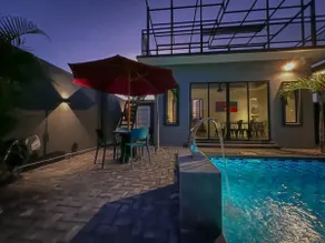 The Luxury Villa -Private Pool- - Image 3
