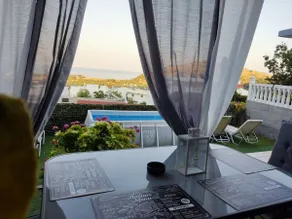 White Apartment Sea View - Image 4