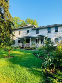 The Guest Suite at Walnut Grove Farmhouse - Image 2
