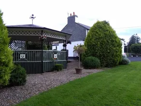 Pegs cottage (originally the ostler’s cottage) - Image 2