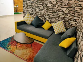 BIG 2BHK🏠 WFH 💻Lounge🥂 Balcony🌤 Lawn🪴 Bonfire.🔥 - Image 4