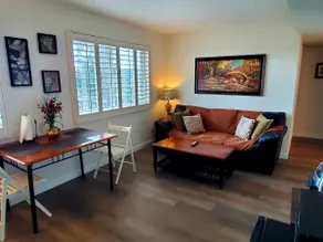 Quiet 2bdr w/Views, easy access to locations - Image 3