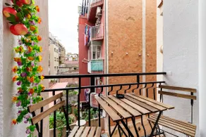 Cozy 3bed Flat With Balcony Close to Plaza España! - Image 3