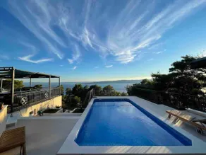 Two Lovely Separate Apartments with Pool - Image 2