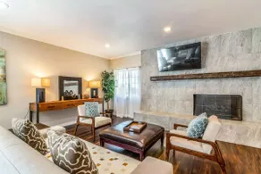 Hollywood Hills Home w Million $Dollar$ Views!! - Image 3