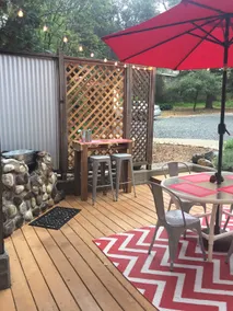 Cozy cabin - conveniently located - Image 2