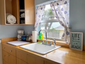Ocean View Guest House - Image 3