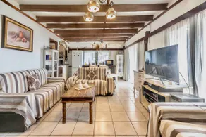 3 Bedroom house with Sea View-Wifi, 60m from Sea - Image 4