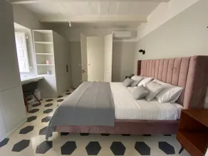 Premium Seafront Valletta 2BR. Stylish, Immaculate & Very Well Equipped - Image 2