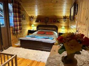 Wooden cottage with private pool near to sea - Image 5