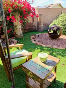 Beautiful one bedroom guest house; sleeps 4 - Image 4